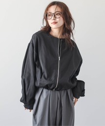ノーカラーブルゾン