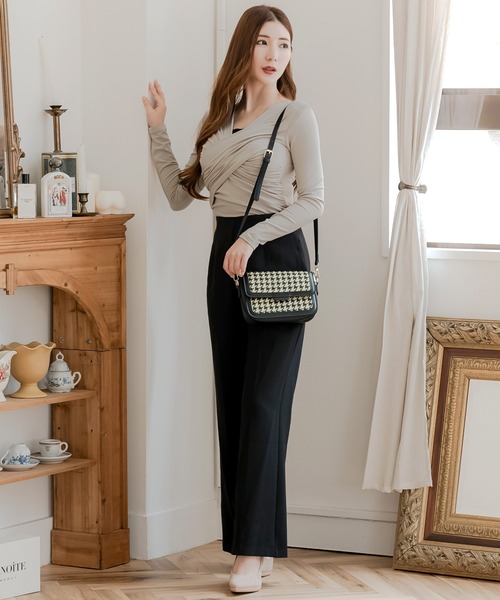 Julia Boutique（ジュリアブティック）の「千鳥柄ショルダーバッグ（ショルダーバッグ・レディース・ブラック・ONE）」の2枚目の写真