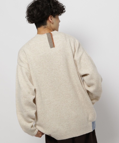 niko and...(ニコアンド)の「ポイントカラーニットプルオーバー(ニット/セーター・メンズ・イエロー/ブラック/アイボリー/ブルー・MEDIUM/LARGE)」の10枚目の写真