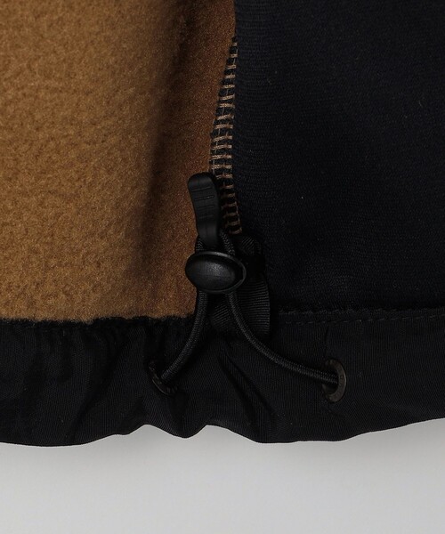 THE NORTH FACE(ザノースフェイス)の「THE NORTH FACE: DENALI JACKET フリース ブルゾン(ブルゾン・メンズ・ブラック/カーキ・X-LARGE/LARGE/MEDIUM)」の11枚目の写真