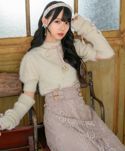 ROJITA(ロジータ)の「アームウオーマー付きシャギーニット(ニット/セーター・レディース・ホワイト/グレー/ブラック・FREE)」の20枚目の写真