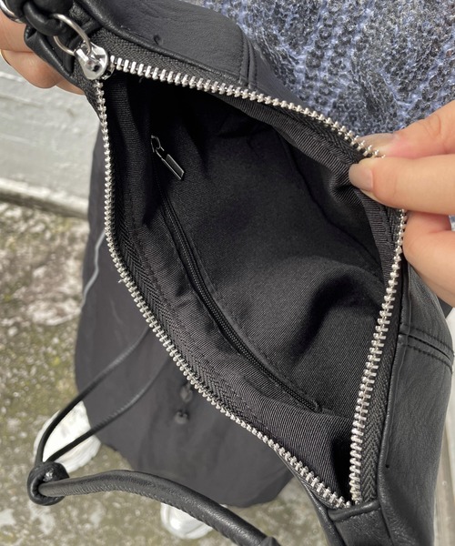 ketty（ケティ）の「クロワッサンショルダーバッグ（ショルダーバッグ・レディース・シルバー系その他/ブラック・FREE）」の22枚目の写真