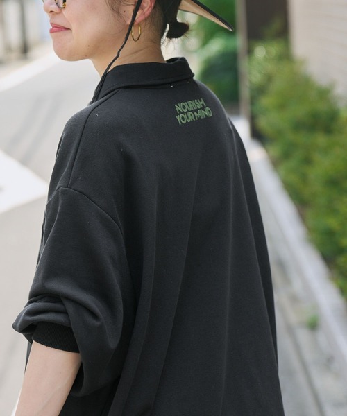 studio CLIP（スタディオクリップ）の「【CLIP BY STAFF】襟付き裏毛ロゴスウェット（スウェット・レディース・オフホワイト/ライトグレー/ライトブルー/ブラック・FREE）」の15枚目の写真