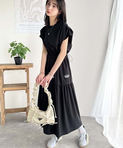 Java（ジャバ）の「《JaVaジャバコラボ》リラクシーな抜け感♪ロゴ刺繍入りドロスト使いティアードロングワンピース（ワンピース・レディース・ブラウン/アイボリー/ブラック・X-LARGE/SMALL/MEDIUM/LARGE）」の11枚目の写真