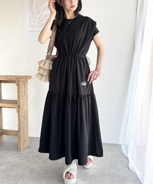 Java（ジャバ）の「《JaVaジャバコラボ》リラクシーな抜け感♪ロゴ刺繍入りドロスト使いティアードロングワンピース（ワンピース・レディース・ブラウン/アイボリー/ブラック・X-LARGE/SMALL/MEDIUM/LARGE）」の10枚目の写真