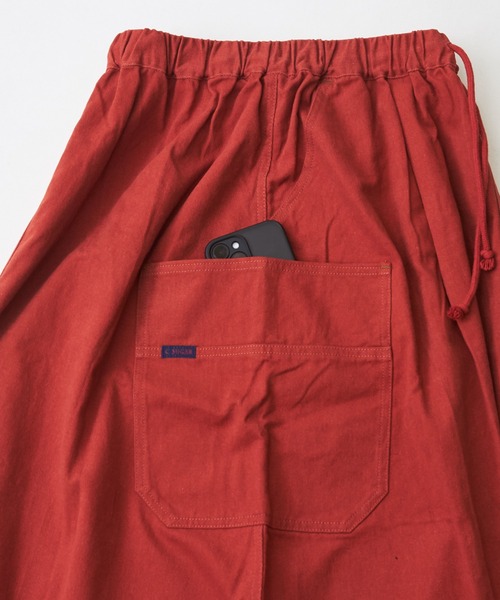 CUBE SUGAR（キューブシュガー）の「ピーチ起毛ツイルタックギャザースカート（スカート・レディース・レッド/ブラック/マルチ/ナチュラル/ブルー・M）」の21枚目の写真