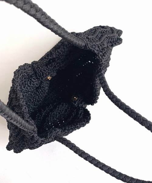 Q(キュー)の「クロッシェリボントート(トートバッグ・レディース・アイボリー/ブラック・ONE SIZE)」の3枚目の写真