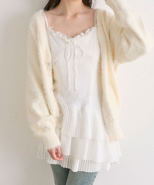 OLIVE des OLIVE(オリーブデオリーブ)の「フェザーリボンビジューカーデ(カーディガン/ボレロ・レディース・ピンク/モカ/オフホワイト/チャコールグレー・FREE)」の15枚目の写真