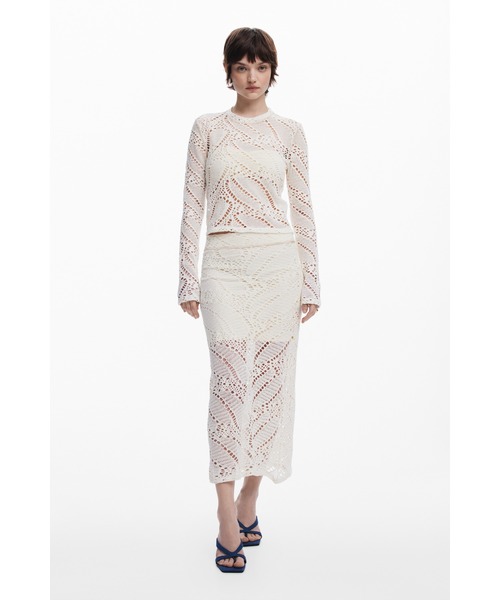 Desigual(デシグアル)の「クロシェレースTシャツ(Tシャツ/カットソー・レディース・ホワイト・XS/S/M/L/XL)」の4枚目の写真