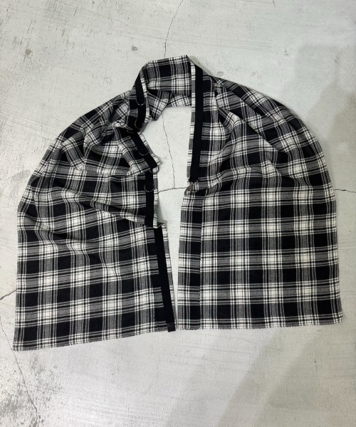 kiryuyrik（キリュウキリュウ）の「Kiryuyrik/キリュウキリュウ/Check HipHung Muffler（マフラー・メンズ・ブラック×ホワイト・FREE）」の2枚目の写真