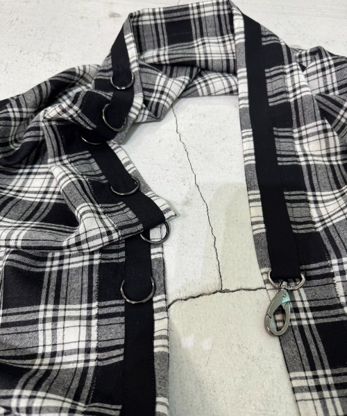 kiryuyrik（キリュウキリュウ）の「Kiryuyrik/キリュウキリュウ/Check HipHung Muffler（マフラー・メンズ・ブラック×ホワイト・FREE）」の3枚目の写真