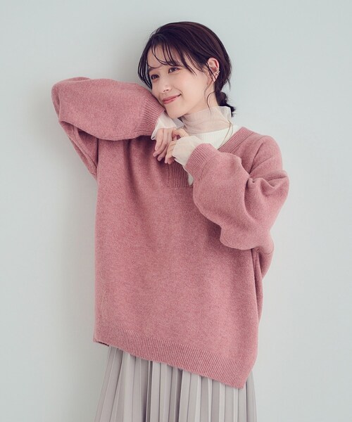 セール】ふんわりやわらか変形Vネックニット（ニット/セーター）｜SHOO