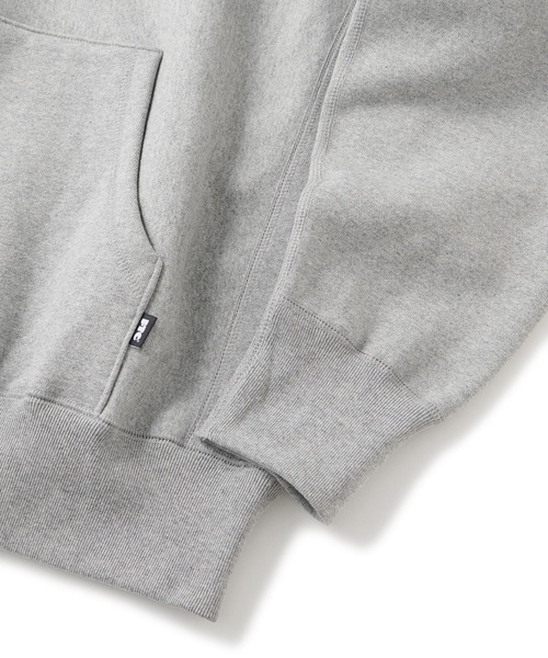 FTC(エフティーシー)の「BOX LOGO PULLOVER HOODY(パーカー・メンズ・ブラック/グレー/カモフラージュ/ブルー系その他・X-LARGE/LARGE/MEDIUM/SMALL)」の8枚目の写真