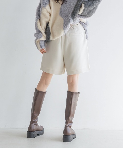 LOWRYS FARM（ローリーズファーム）の「ウールライクショートパンツ2 284372（その他パンツ・レディース・アイボリー/チャコールグレー/ブラック・FREE）」の9枚目の写真