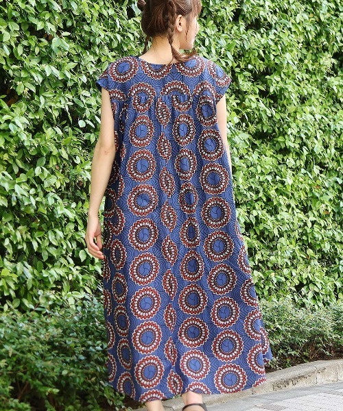 アフリカ布　ワンピース　アフリカンワンピース カンガのウェストギャザーワンピース（アフリカ布ワンピース