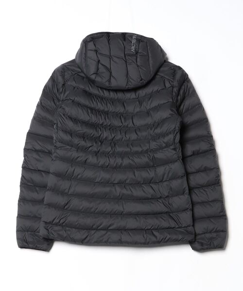 ARC'TERYX（アークテリクス）の「ARC'TERYX / アークテリクス：Cerium Hoody Womens：X00000928803[DEA]（ダウンジャケット/コート・レディース・ブラック・S/XS）」の2枚目の写真