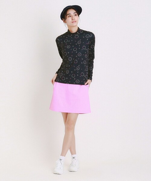 adabat（アダバット）の「UVカット ロゴドットプリント長袖モックネックT（Tシャツ/カットソー・レディース・ホワイト系1/ネイビー系・36/42/38/40）」の9枚目の写真