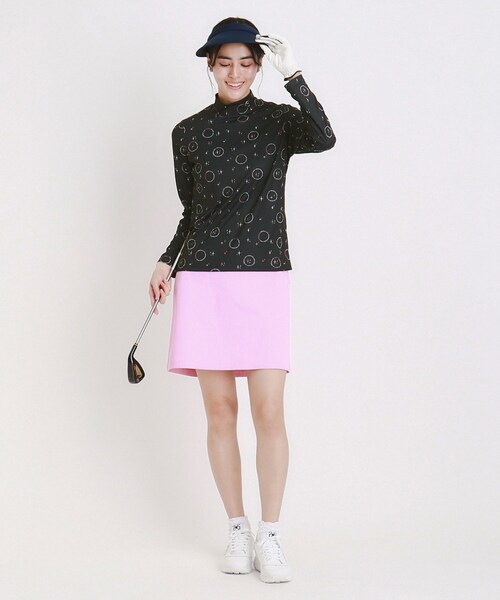 adabat（アダバット）の「UVカット ロゴドットプリント長袖モックネックT（Tシャツ/カットソー・レディース・ホワイト系1/ネイビー系・36/42/38/40）」の10枚目の写真