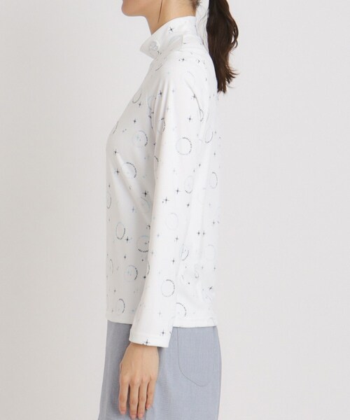 adabat（アダバット）の「UVカット ロゴドットプリント長袖モックネックT（Tシャツ/カットソー・レディース・ホワイト系1/ネイビー系・36/42/38/40）」の13枚目の写真