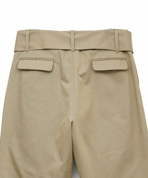 FACETASM（ファセッタズム）の「【FACETASM / ファセッタズム】BELTED BIG HEART PANTS / ベージュ [NAT-PT-U0（チノパンツ・メンズ・ベージュ・3/4）」の2枚目の写真