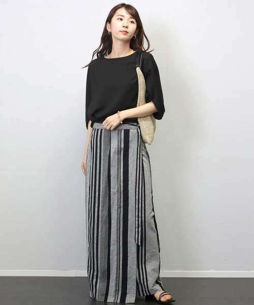 Aletta vita（アレッタビータ）の「コットンリネンランダムストライプラップスカート（スカート・レディース・ブラック・FREE）」の4枚目の写真