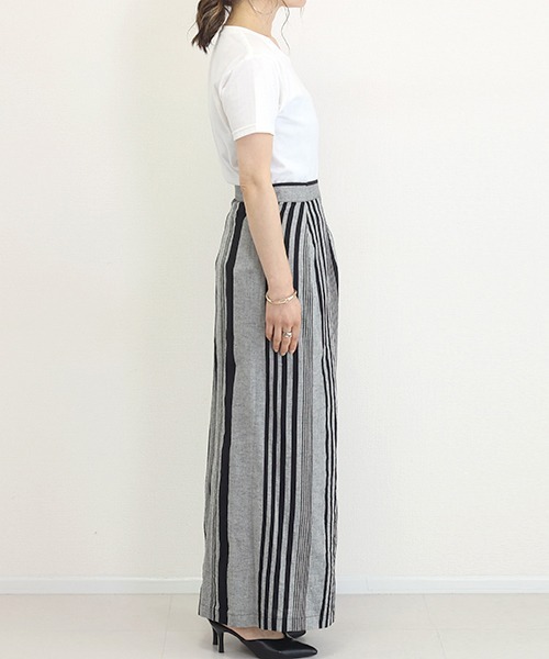 Aletta vita（アレッタビータ）の「コットンリネンランダムストライプラップスカート（スカート・レディース・ブラック・FREE）」の14枚目の写真