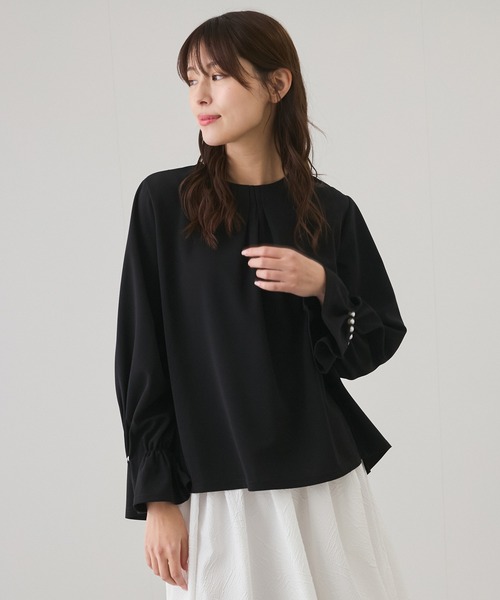Jayro(ジャイロ)の「ピンタックプルオーバー(Tシャツ/カットソー・レディース・ホワイト/ブラック/グレー系その他/ホワイト系その他2/ブルー系その他5・M)」の1枚目の写真
