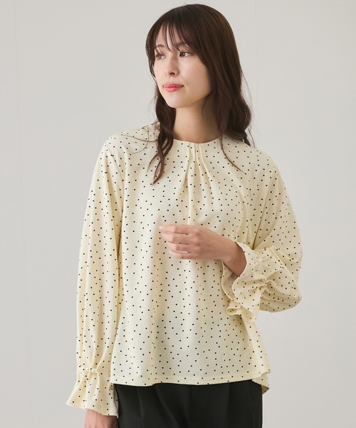 Jayro(ジャイロ)の「ピンタックプルオーバー(Tシャツ/カットソー・レディース・ホワイト/ブラック/グレー系その他/ホワイト系その他2/ブルー系その他5・M)」の19枚目の写真