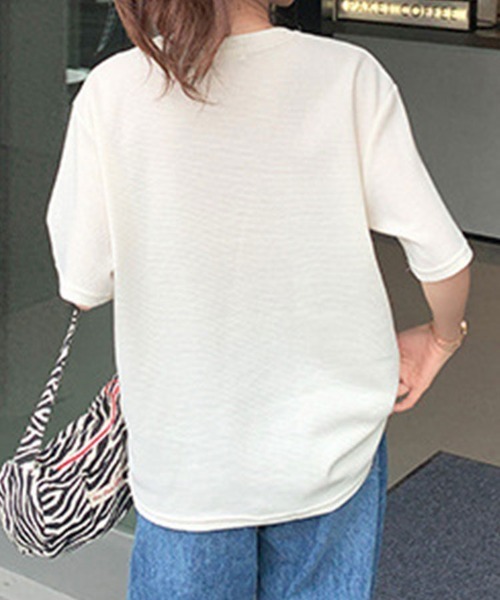 SallyLunn(サリーラン)の「【毎日着たい】ゆるシルエット半袖トップス(Tシャツ/カットソー・レディース・アイボリー/カーキ/ブラック・LARGE/MEDIUM)」の5枚目の写真