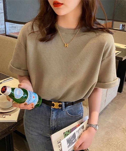 SallyLunn(サリーラン)の「【毎日着たい】ゆるシルエット半袖トップス(Tシャツ/カットソー・レディース・アイボリー/カーキ/ブラック・LARGE/MEDIUM)」の7枚目の写真
