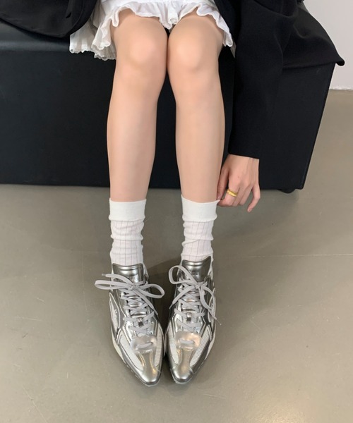 Teem Store（チームストア）の「【軽量】ポインテッドメタリックスニーカー（スニーカー・レディース・シルバー・S/M/L）」の4枚目の写真