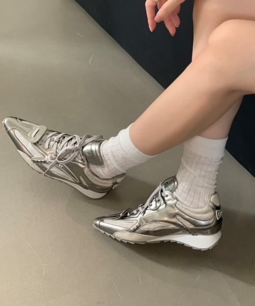 Teem Store（チームストア）の「【軽量】ポインテッドメタリックスニーカー（スニーカー・レディース・シルバー・S/M/L）」の9枚目の写真