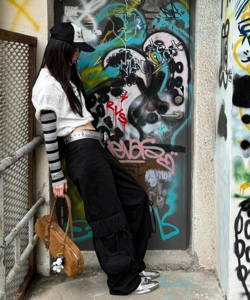 Teem Store（チームストア）の「【軽量】ポインテッドメタリックスニーカー（スニーカー・レディース・シルバー・S/M/L）」の11枚目の写真