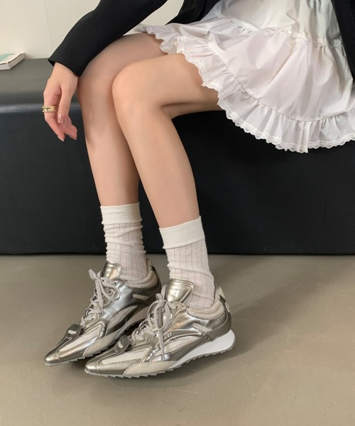 Teem Store（チームストア）の「【軽量】ポインテッドメタリックスニーカー（スニーカー・レディース・シルバー・S/M/L）」の5枚目の写真