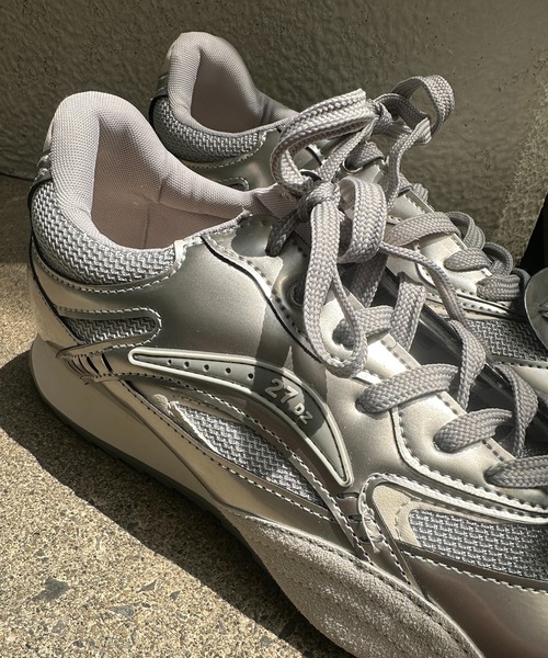 Teem Store（チームストア）の「【軽量】ポインテッドメタリックスニーカー（スニーカー・レディース・シルバー・S/M/L）」の14枚目の写真