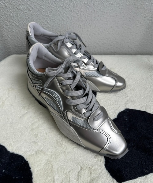 Teem Store（チームストア）の「【軽量】ポインテッドメタリックスニーカー（スニーカー・レディース・シルバー・S/M/L）」の18枚目の写真