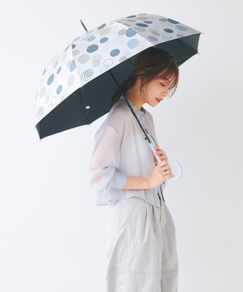 macocca(マコッカ)の「完全遮光 UVカット100% 日傘 晴雨兼用 ジャンプ傘 デザインシリーズ 北欧ドット柄(長傘・レディース・サックスブルー/オフホワイト/ブルー・FREE)」の2枚目の写真