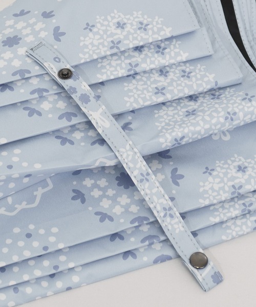 macocca(マコッカ)の「完全遮光 UVカット100% 日傘 晴雨兼用 ジャンプ傘 デザインシリーズ 北欧ドット柄(長傘・レディース・サックスブルー/オフホワイト/ブルー・FREE)」の18枚目の写真