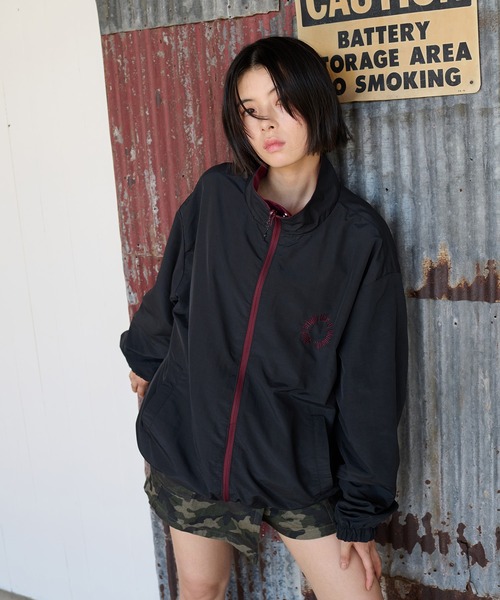 短丈リバーシブルナイロンブルゾン ジャケット　robe de chambre 短丈リバーシブルナイロンブルゾン ジャケットrobe de chambre