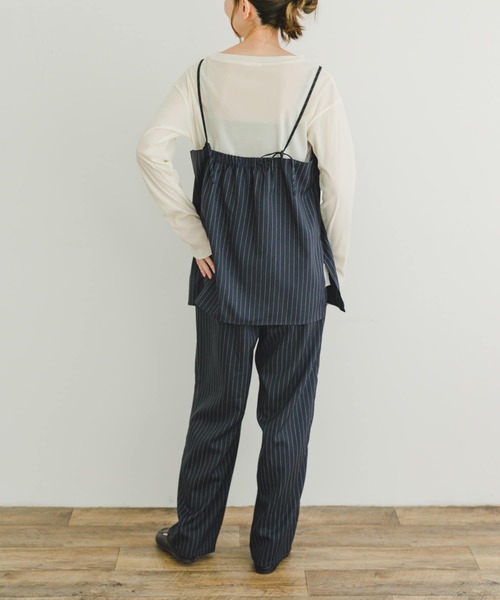 ITEMS URBANRESEARCH（アイテムズ アーバンリサーチ）の「ストライプキャミソール×イージーパンツセット（セットアップ・レディース・ネイビー/チャコールグレー・FREE）」の10枚目の写真