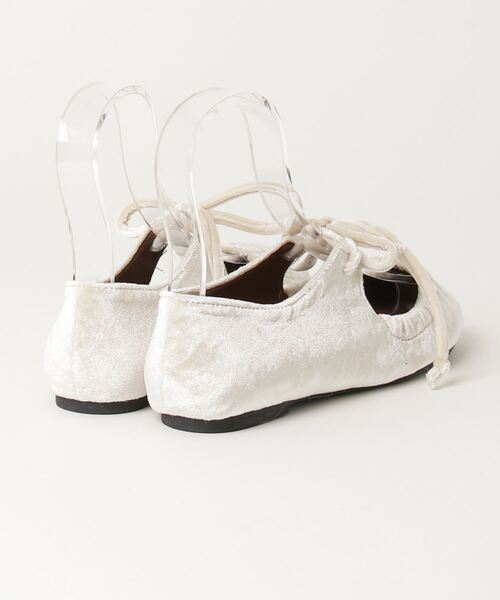 LibertyDoll（リバティードール）の「LIBERTYDOLL/レースアップ リボン バレエシューズ(1040)（バレエシューズ・レディース・ブラック/シルバー/アイボリー・3L/LL/L/M/S/SS）」の4枚目の写真