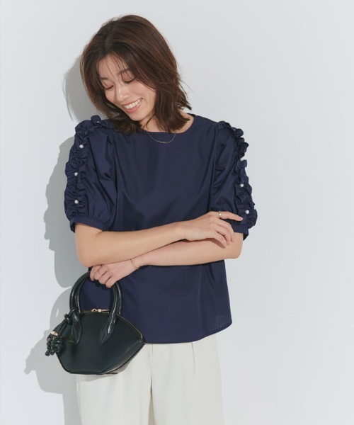 Pierrot（ピエロ）の「袖パールデザインフリルトップス（Tシャツ/カットソー・レディース・オフホワイト/ネイビー・M/L）」の8枚目の写真