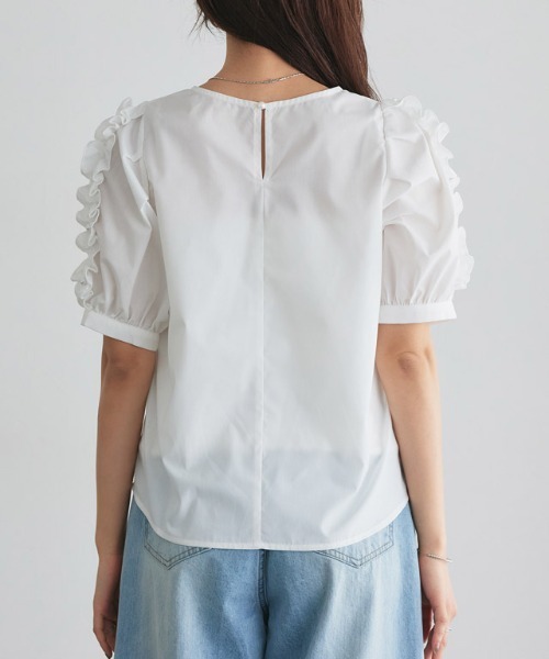 Pierrot（ピエロ）の「袖パールデザインフリルトップス（Tシャツ/カットソー・レディース・オフホワイト/ネイビー・M/L）」の17枚目の写真