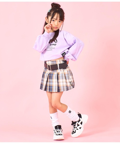 ANAP kids(アナップキッズ)の「袖リブクロップド丈プリントロングTシャツ(Tシャツ/カットソー・キッズ・ラベンダー/サックスブルー/オフホワイト・130cm/120cm/110cm)」の12枚目の写真