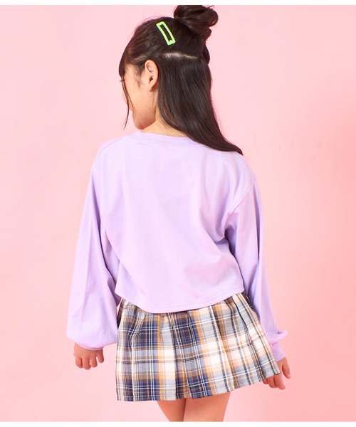 ANAP kids(アナップキッズ)の「袖リブクロップド丈プリントロングTシャツ(Tシャツ/カットソー・キッズ・ラベンダー/サックスブルー/オフホワイト・130cm/120cm/110cm)」の15枚目の写真