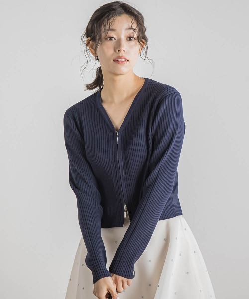 Droite lautreamont(ドロワットロートレアモン)の「ダブルZIP Vカーデ≪手洗い可能≫(カーディガン/ボレロ・レディース・ネイビー/オフホワイト/ピンク・M)」の21枚目の写真