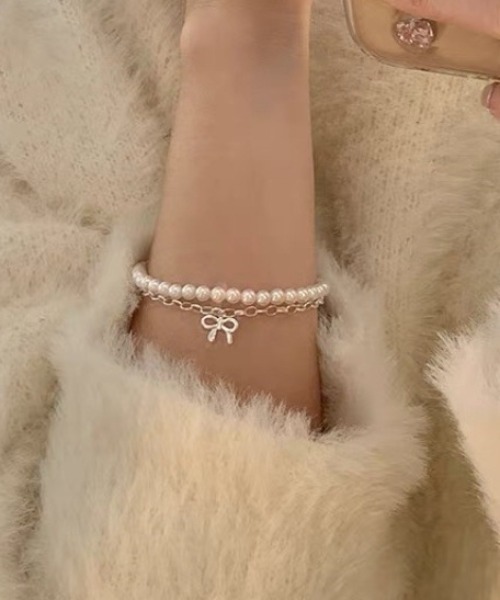 Vipoa(ヴィポア)の「Pearl&SilverRibbon ブレスレット(ブレスレット・レディース・シルバー・FREE)」の4枚目の写真