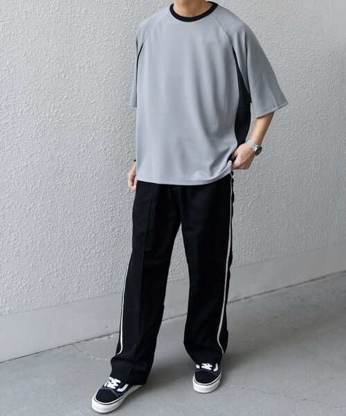 SHIPS any(シップス エニィ)の「SHIPS any:〈洗濯機可能〉リブ パネル スポーティー ジャージー Tシャツ◇(Tシャツ/カットソー・メンズ・ベージュ/ブラック/グレー・SMALL/MEDIUM/LARGE)」の4枚目の写真