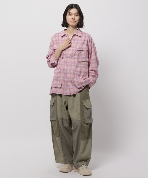 niko and...(ニコアンド)の「ミリタリーシアーチェックシャツ(シャツ/ブラウス・レディース・ピンク/ネイビー/オフホワイト/イエロー・FREE)」の12枚目の写真