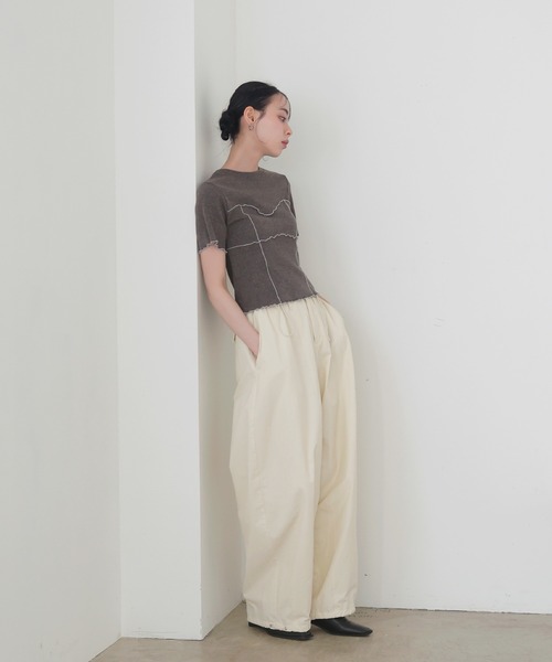 LIAN(リアン)の「メロービスチェラインTシャツ(Tシャツ/カットソー・レディース・アイボリー/ブラック/グリーン/モカ・FREE)」の16枚目の写真